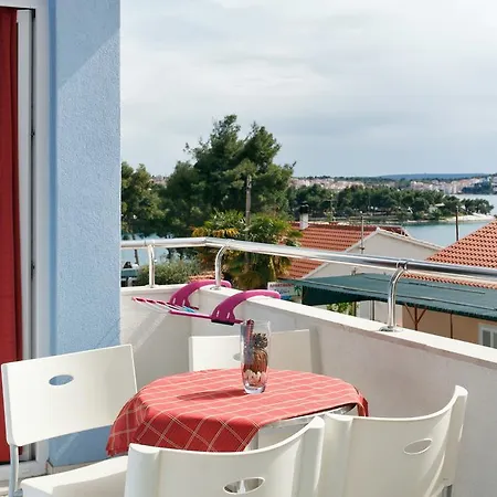 Alajbeg Apartament *