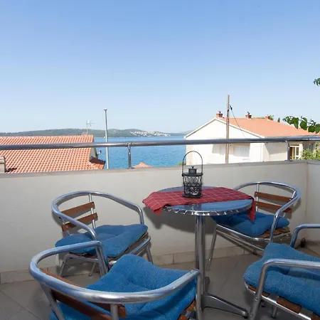 Alajbeg Apartman *